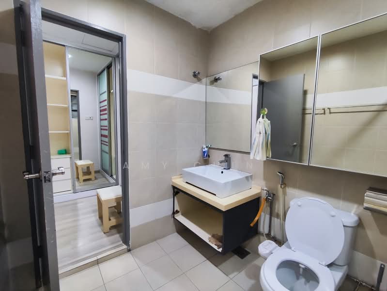 3-storey Terraced House for Sale in Taman Bukit Prima (Cheras) - Amy Chin - Bathroom - PropertyGuru.com.my