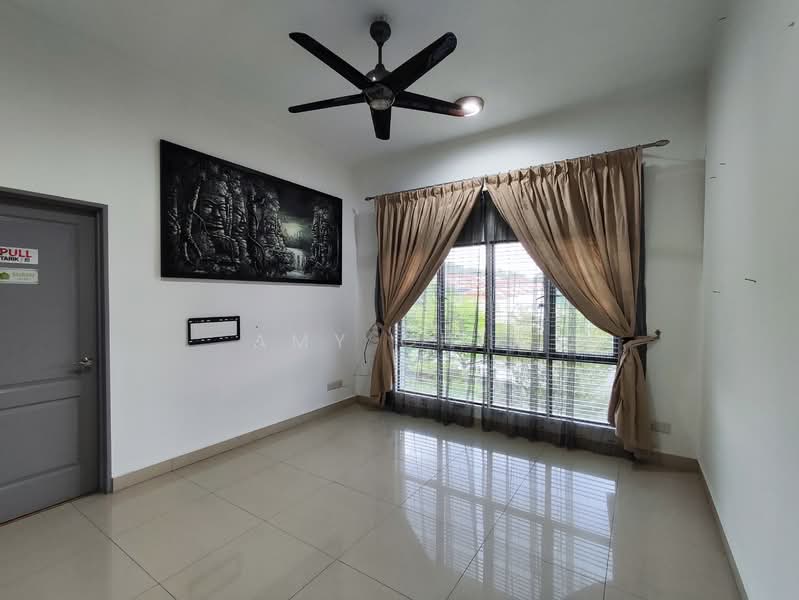 3-storey Terraced House for Sale in Taman Bukit Prima (Cheras) - Amy Chin - Living Room - PropertyGuru.com.my