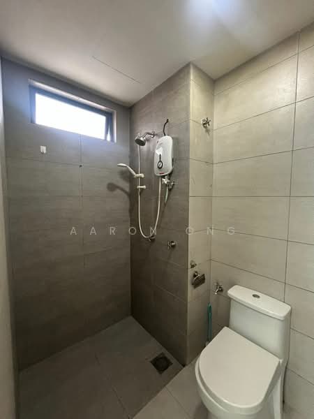 Service Residence for Sale at KL Traders Square - Aaron Ong - Bathroom - PropertyGuru.com.my