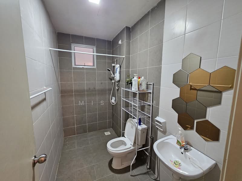 Service Residence for Rent at BSP 21 - MISS LIM - Bathroom - PropertyGuru.com.my