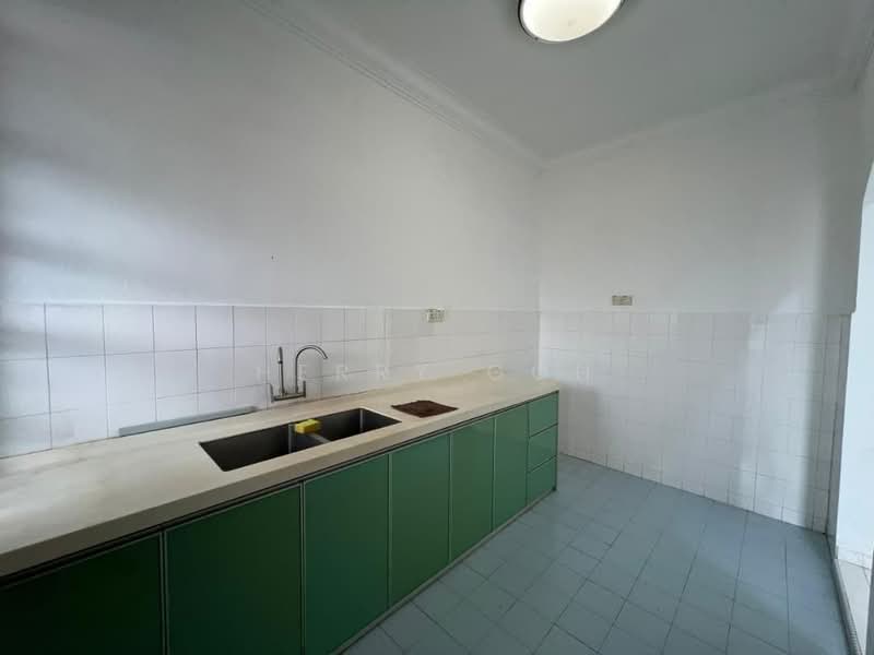 1-storey Terraced House for Sale in Taman Puteri Wangsa (Ulu Tiram) - Herry Goh - Kitchen - PropertyGuru.com.my