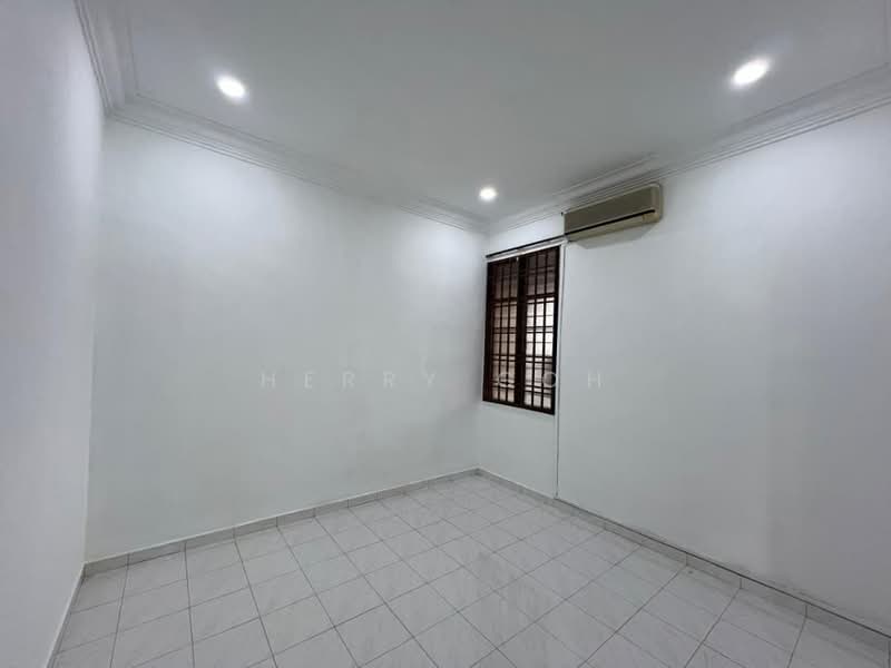 1-storey Terraced House for Sale in Taman Puteri Wangsa (Ulu Tiram) - Herry Goh - Interior - PropertyGuru.com.my