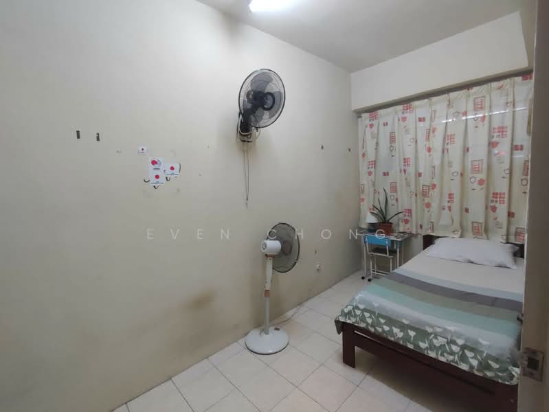 Apartment for Sale at Kantan Court - Even Chong - Bedroom - PropertyGuru.com.my
