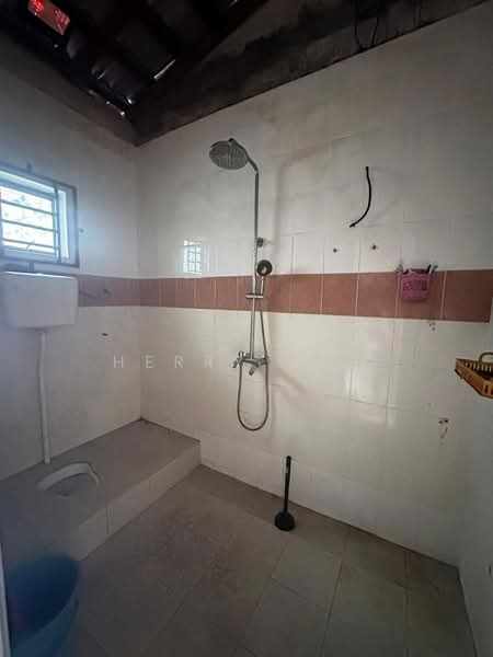2-storey Terraced House for Sale in Taman Nusantara Prima (Gelang Patah) - Herry Goh - Bathroom - PropertyGuru.com.my