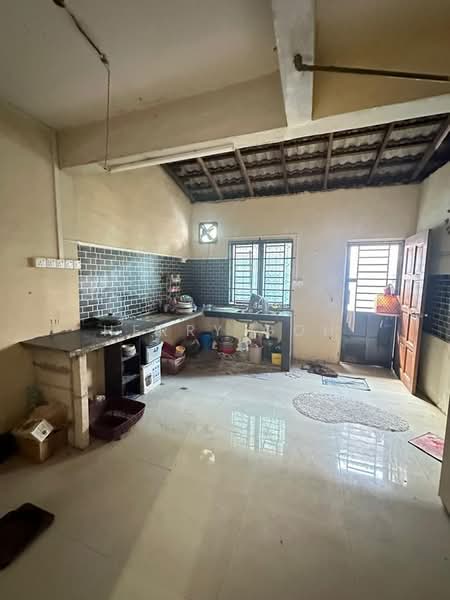 2-storey Terraced House for Sale in Taman Nusantara Prima (Gelang Patah) - Herry Goh - Kitchen - PropertyGuru.com.my