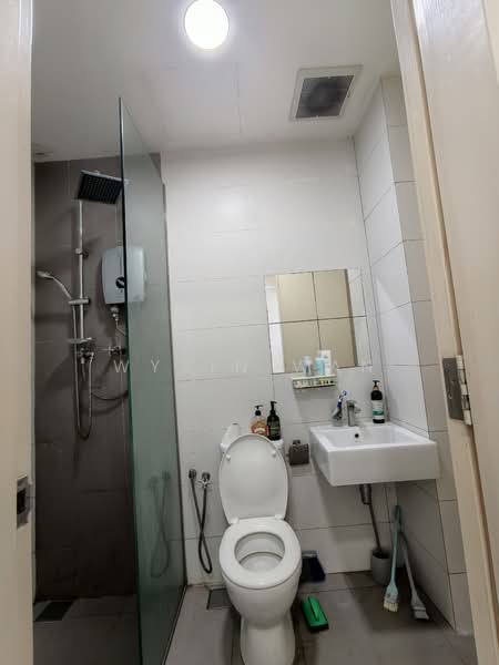Service Residence for Rent at The Grand @ Kelana Damansara Suite - Wysin Wan - Bathroom - PropertyGuru.com.my