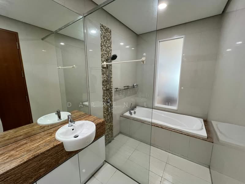 8 Gurney (The Shore Condominium) untuk Untuk Disewa - RM 18,000 /bulan, Mac 2026 - Bathroom - PropertyGuru.com.my
