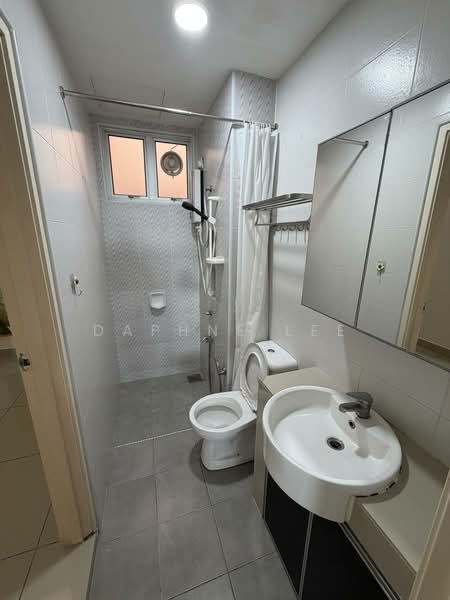 Austin Suites (Permata Austin) untuk Untuk Disewa - RM 1,800 /bulan, Mac 2026 - Bathroom - PropertyGuru.com.my