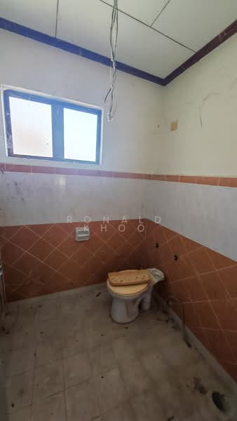 Bungalow for Sale in Alor Gajah (Melaka) - Ronald Khoo - Bathroom - PropertyGuru.com.my