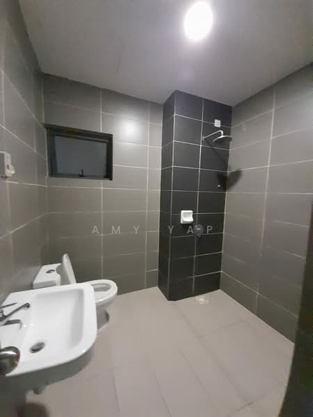 The Henge untuk Untuk Disewa - RM 1,700 /bulan, Mac 2026 - Bathroom - PropertyGuru.com.my