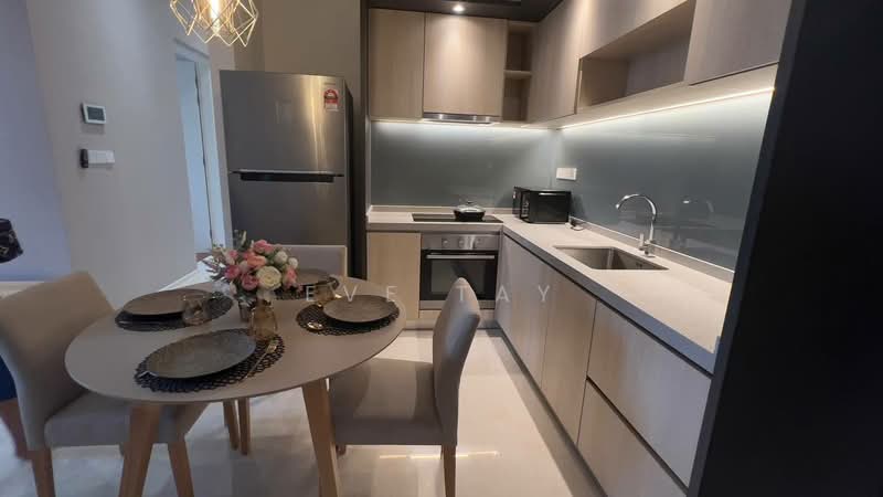 Service Residence for Sale at 10 Stonor - Eve Tay - Kitchen - PropertyGuru.com.my