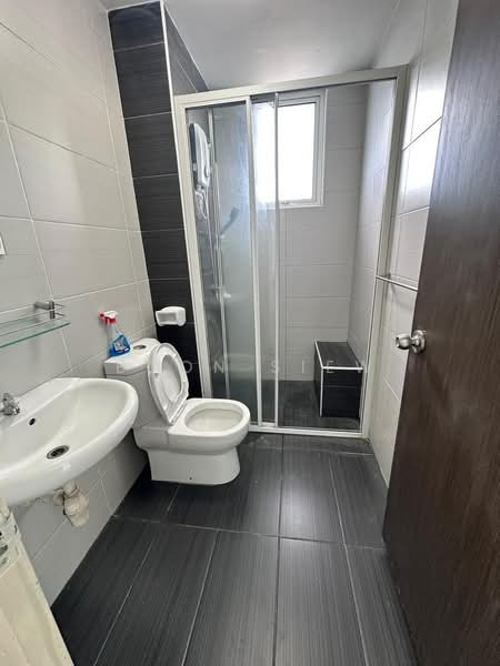 Condominium for Sale at Reflections Condominium - Boon Siew - Bathroom - PropertyGuru.com.my
