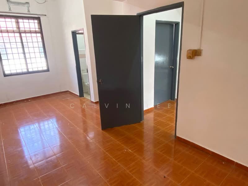 2-storey Terraced House for Sale in Taman Mawar (Pasir Gudang) - Calvin Lee - PropertyGuru.com.my