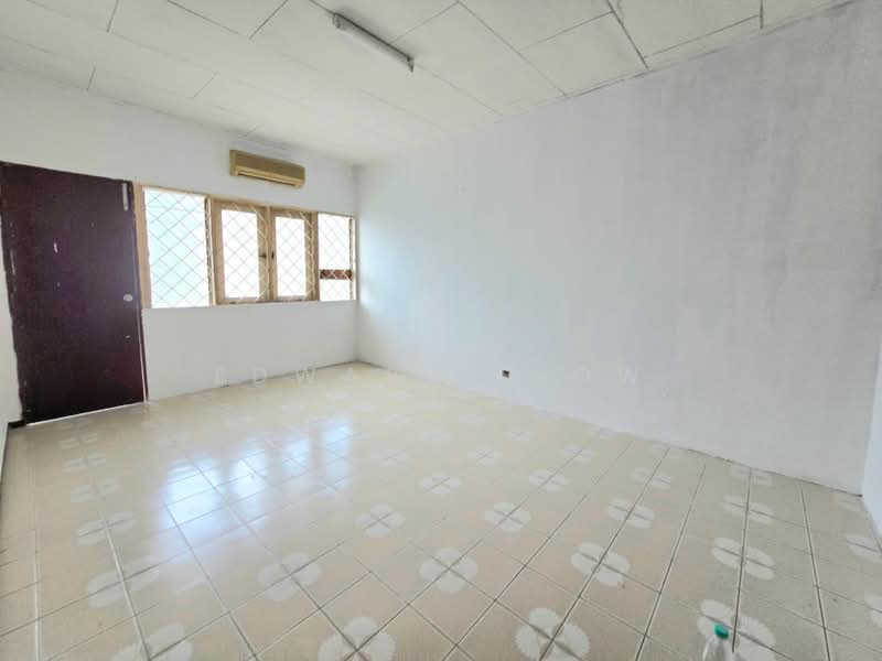 2-storey Terraced House for Rent in Johor Bahru (Johor) - Edward Siow - Interior - PropertyGuru.com.my