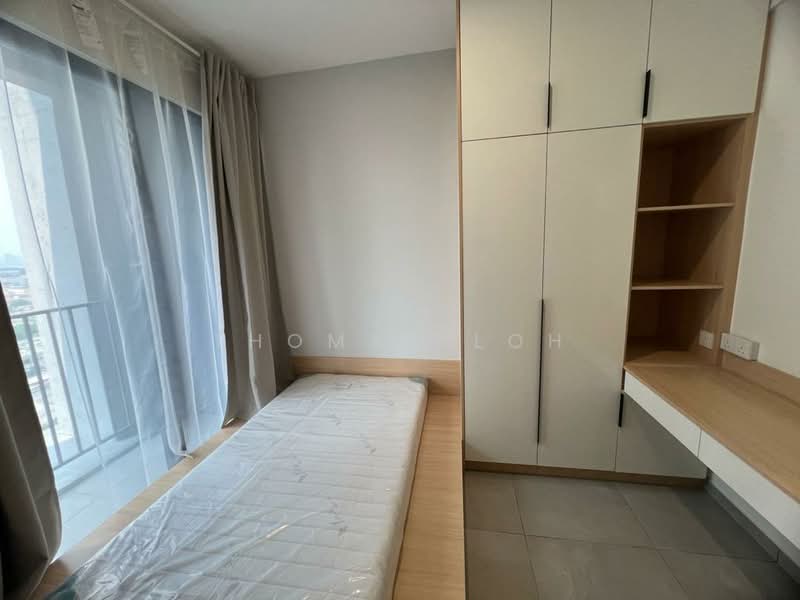 Service Residence for Sale at YOLO Signature Suites - Thomas Loh - Bedroom - PropertyGuru.com.my