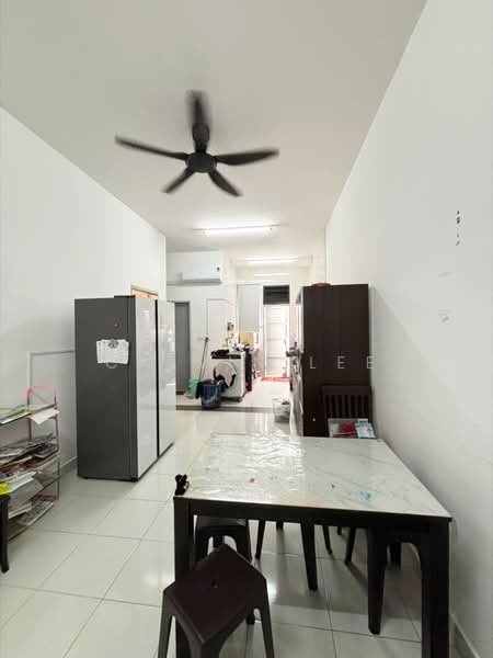 1-storey Terraced House for Sale in Bandar Putra (Kulai) - Calvin Lee - Kitchen - PropertyGuru.com.my