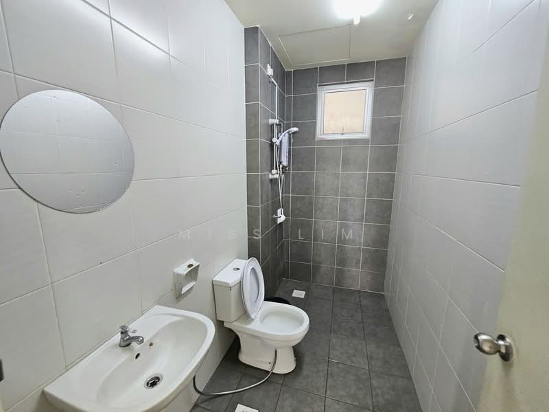 Service Residence for Rent at BSP 21 - MISS LIM - Bathroom - PropertyGuru.com.my