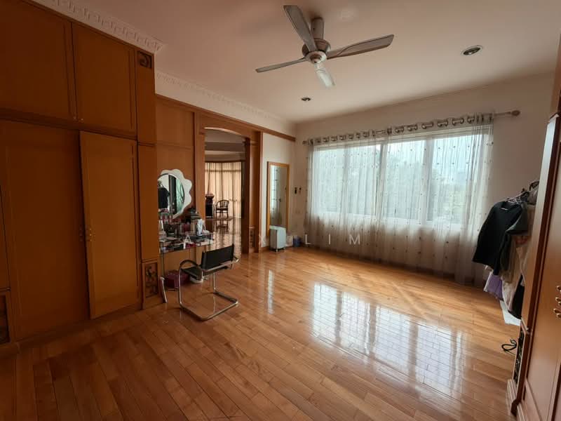 Bungalow for Sale in Taman Stulang Laut (Johor Bahru) - Alex Lim - PropertyGuru.com.my