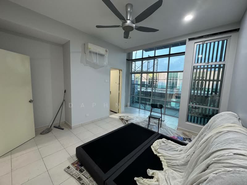 2-storey Terraced House for Rent in Taman Mount Austin (Tebrau) - Daphne Lee - Living Room - PropertyGuru.com.my