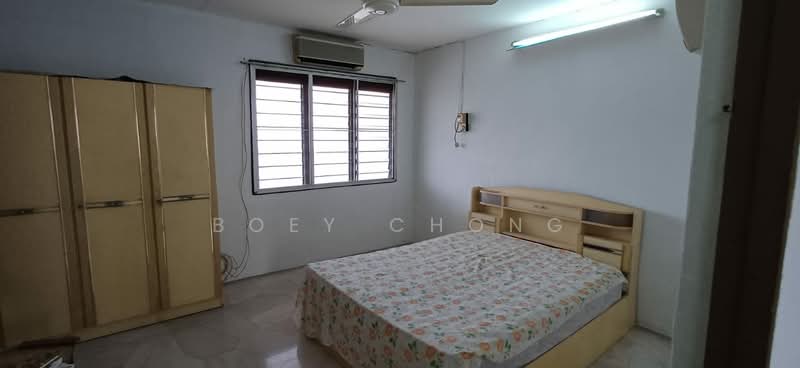 Pekan Razaki untuk Untuk Dijual - RM 240,000, Mac 2026 - Bedroom - PropertyGuru.com.my