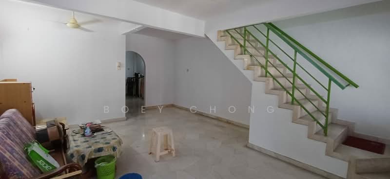 Pekan Razaki untuk Untuk Dijual - RM 240,000, Mac 2026 - Living Room - PropertyGuru.com.my