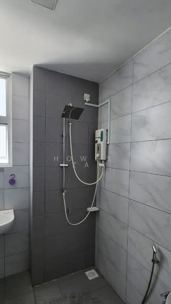 Service Residence for Sale at SKS Habitat - Howes Izan - Bathroom - PropertyGuru.com.my