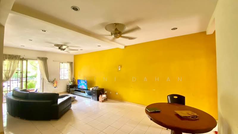 2-storey Terraced House for Sale in Putrajaya (Putrajaya) - Noraini Dahan - Living Room - PropertyGuru.com.my