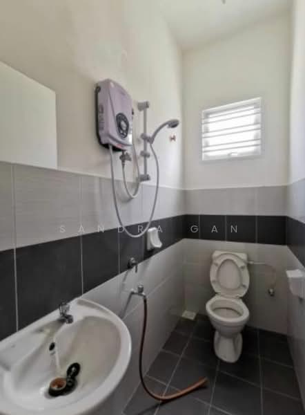 2-storey Terraced House for Sale in Pontian (Johor) - Sandra Gan - Bathroom - PropertyGuru.com.my