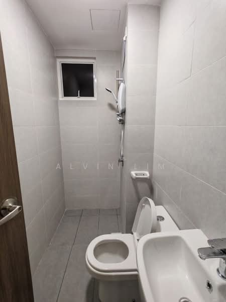 Service Residence for Rent at TRELLIS RESIDENCES - Alvin Lim - Bathroom - PropertyGuru.com.my