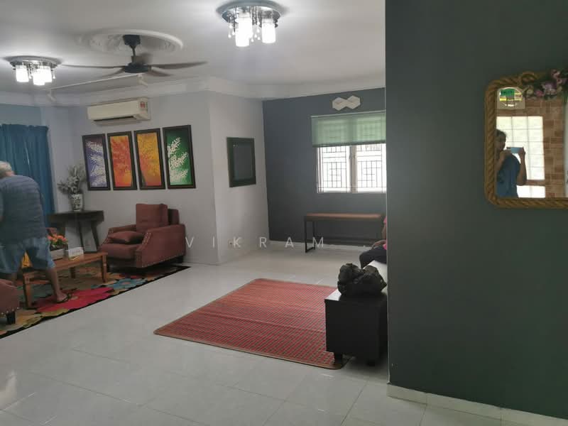 Bungalow for Rent in Rawang (Selangor) - Vikram . - Living Room - PropertyGuru.com.my