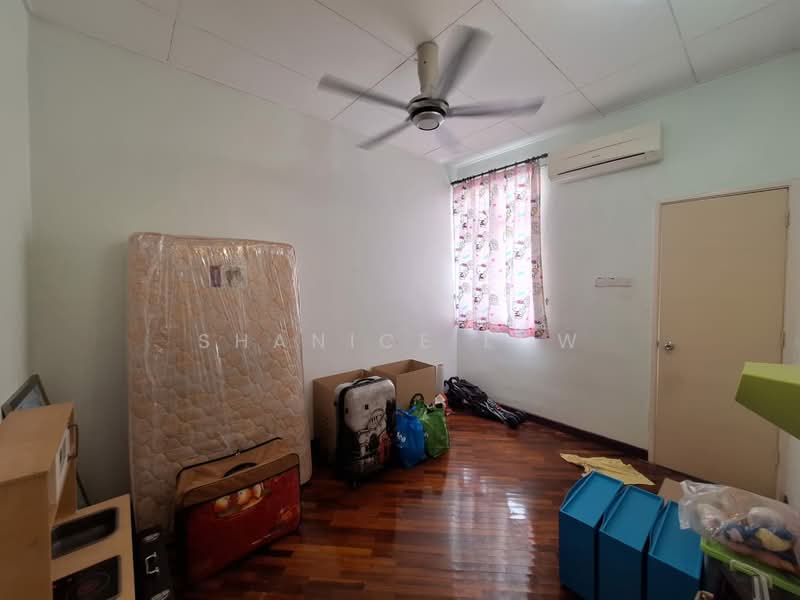 2-storey Terraced House for Sale in Bandar Puteri Puchong (Puchong) - Shanice Low - Bedroom - PropertyGuru.com.my