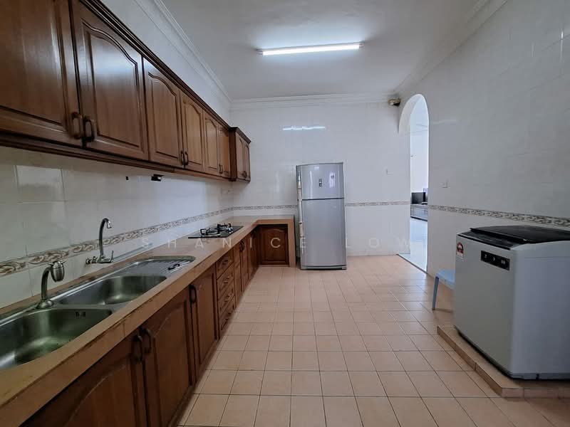 2-storey Terraced House for Sale in Bandar Puteri Puchong (Puchong) - Shanice Low - Kitchen - PropertyGuru.com.my