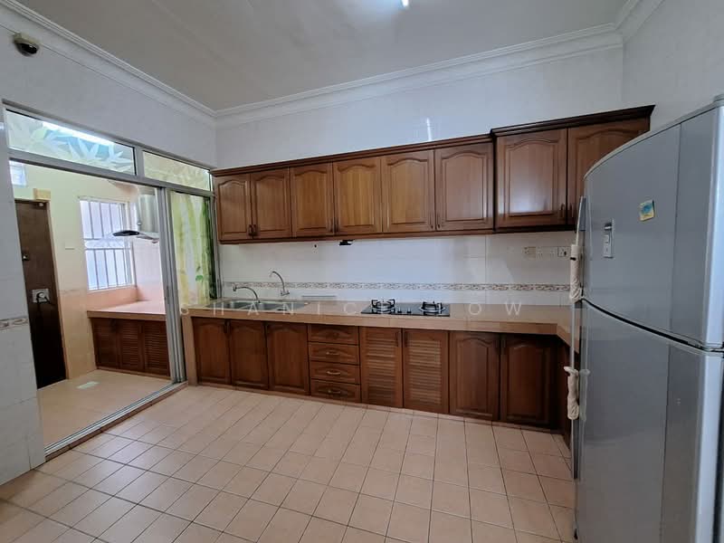 2-storey Terraced House for Sale in Bandar Puteri Puchong (Puchong) - Shanice Low - Kitchen - PropertyGuru.com.my