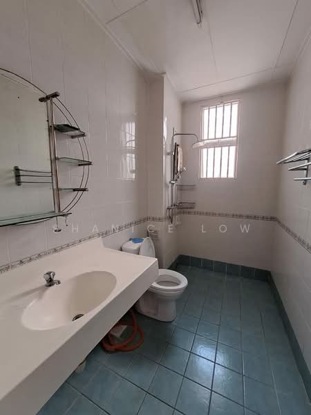 2-storey Terraced House for Sale in Bandar Puteri Puchong (Puchong) - Shanice Low - Bathroom - PropertyGuru.com.my