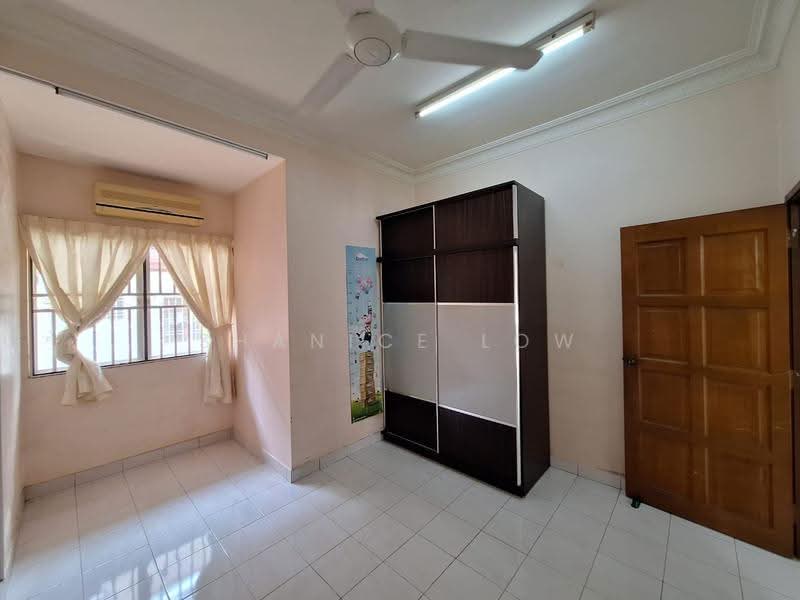 Rumah Teres 2-Tingkat untuk Dijual di Bandar Puteri Puchong (Puchong) - Shanice Low - Bedroom - PropertyGuru.com.my