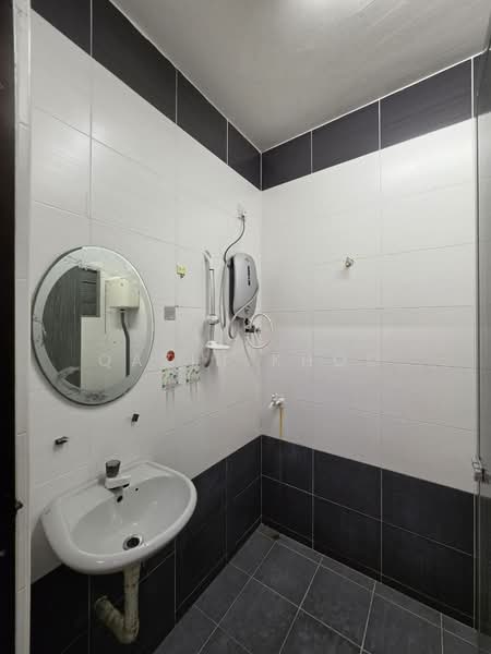2-storey Terraced House for Rent in Kelebang (Ipoh) - Qazin Khoo - Bathroom - PropertyGuru.com.my