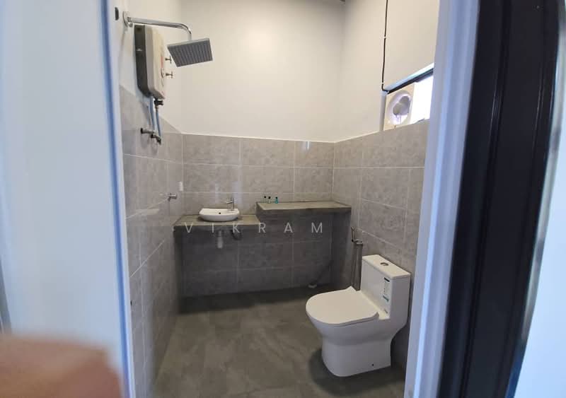 2-storey Terraced House for Sale in Kota Emerald (Rawang) - Vikram . - Bathroom - PropertyGuru.com.my