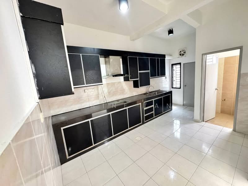 Rumah Teres 2 Tingkat untuk Dijual di Nusa Bayu (Iskandar Puteri (Nusajaya)) - Elaine Tan - Kitchen - PropertyGuru.com.my