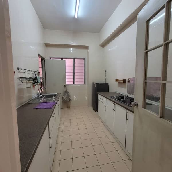 Condominium for Sale at Greenview Residence - Kenny Lai - Kitchen - PropertyGuru.com.my