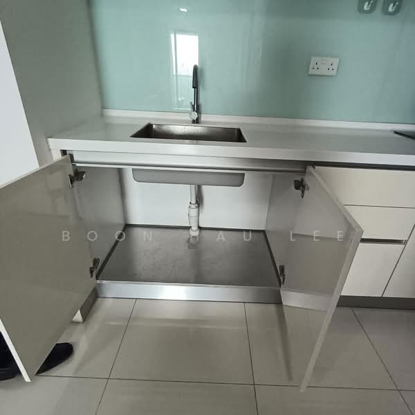 Service Residence for Sale at Teega Suites - Boon Hau Lee - Kitchen - PropertyGuru.com.my