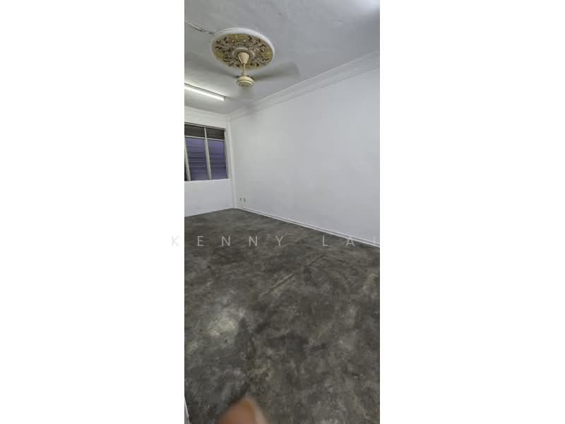 Office for Sale in Taman Pinggiran Putra (Seri Kembangan) - Kenny Lai - Interior - PropertyGuru.com.my