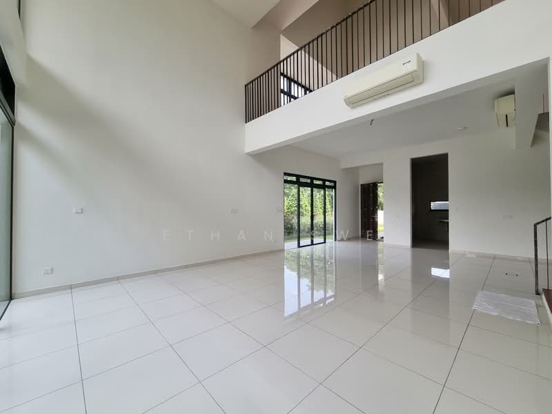 Alstonia Hilltop Homes @ BRP untuk Untuk Dijual - RM 2,200,000, Mac 2026 - Living Room - PropertyGuru.com.my