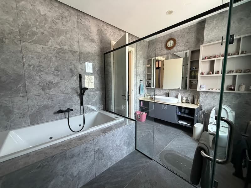 Semi-Detached House for Sale in Horizon Hills (Iskandar Puteri (Nusajaya)) - Ember Lim - Bathroom - PropertyGuru.com.my