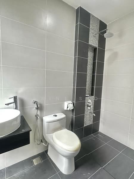 East Ledang untuk Untuk Dijual - RM 1,250,000, Apr 2026 - Bathroom - PropertyGuru.com.my