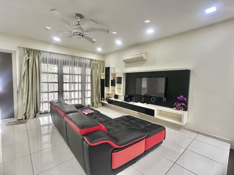 East Ledang untuk Untuk Dijual - RM 1,250,000, Apr 2026 - Living Room - PropertyGuru.com.my