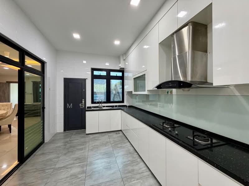 Cluster House for Sale in Skudai (Johor) - Melody Yew - Kitchen - PropertyGuru.com.my