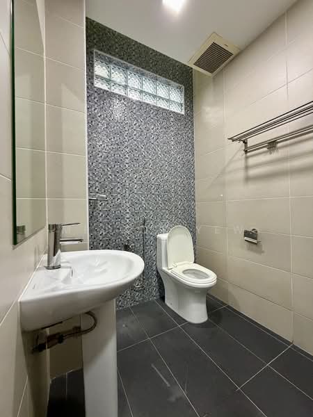 Cluster House for Sale in Skudai (Johor) - Melody Yew - Bathroom - PropertyGuru.com.my