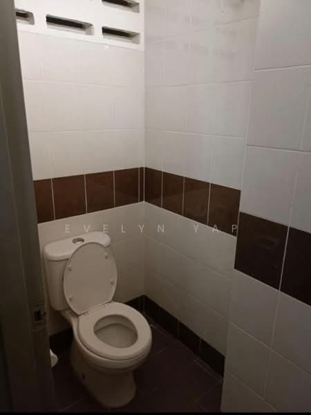 Office for Rent in Puchong (Selangor) - Evelyn Yap - Bathroom - PropertyGuru.com.my