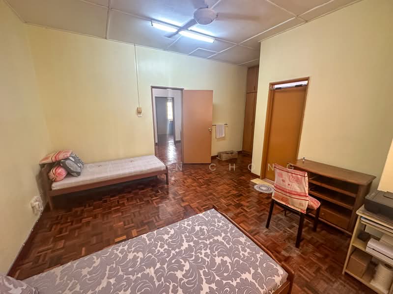 Rumah Teres 2 Tingkat untuk Dijual di Puchong (Selangor) - Calvin Chong - Bedroom - PropertyGuru.com.my