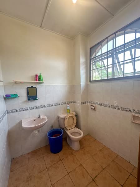 Rumah Teres 2 Tingkat untuk Dijual di Puchong (Selangor) - Calvin Chong - Bathroom - PropertyGuru.com.my